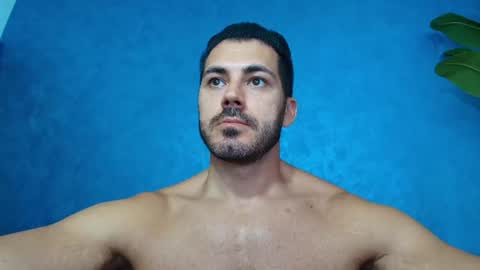 Snapshot of muscularmaster chatting on 07.11.26 muscularmaster onlyfans online show from 07.11.26