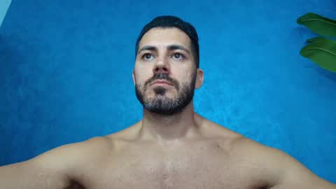 Snapshot of muscularmaster chatting on 07.22.26 muscularmaster onlyfans online show from 07.22.26