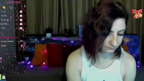 Snapshot of muse_kitty_jenia chatting on 02.04.25 Jenya online show from 02.04.25