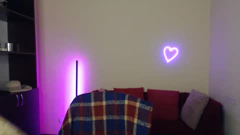 Snapshot of muse_kity_jeneva chatting on 11.19.25 Jeneva online show from 11.19.25