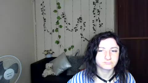 Jeneva online show from 06.18.26