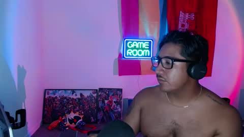 Snapshot of mushrooncat chatting on 09.19.25 mushrooncat online show from 09.19.25