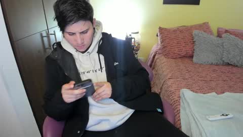 Snapshot of musicayluna chatting on 01.12.25 VALENTINA Luna  online show from 01.12.25