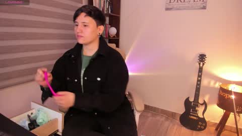 Snapshot of musicayluna chatting on 02.23.25 VALENTINA Luna  online show from 02.23.25