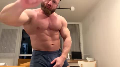Snapshot of musscle_king chatting on 03.27.26 Artemius online show from 03.27.26