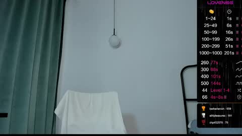 Snapshot of musscle_king chatting on 04.11.26 Artemius online show from 04.11.26