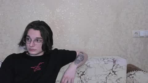 cute couple online show from 04.24.26