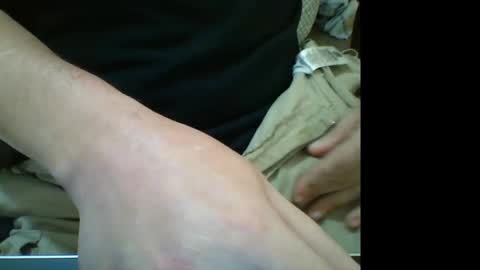 Snapshot of muzicdaddy4200 chatting on 11.05.25 SubDaddy420 online show from 11.05.25