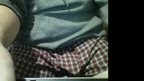 Snapshot of muzicdaddy4200 chatting on 02.16.26 SubDaddy420 online show from 02.16.26