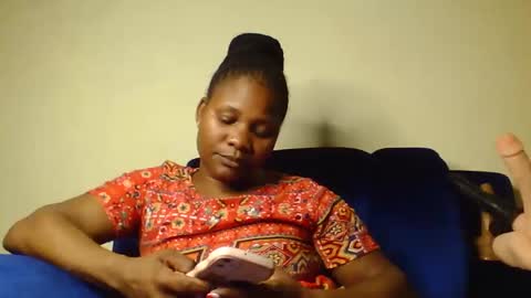 Snapshot of mwekas568403 chatting on 02.20.25 mwekas568403 online show from 02.20.25