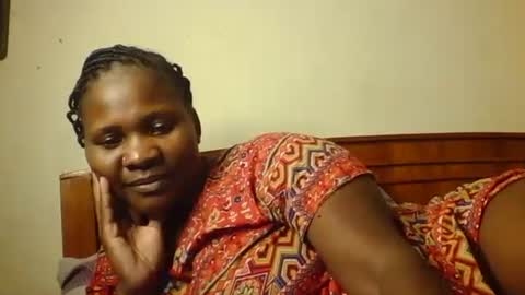 Snapshot of mwekas568403 chatting on 10.23.25 mwekas568403 online show from 10.23.25