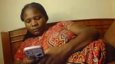 Snapshot of mwekas568403 chatting on 11.02.25 mwekas568403 online show from 11.02.25