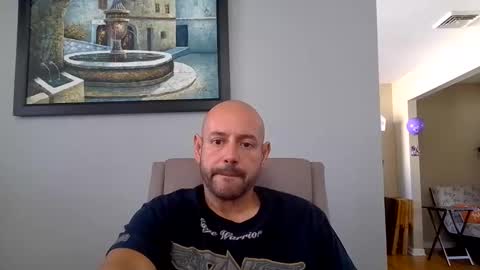 Snapshot of mworlton9 chatting on 10.01.25 Maximus online show from 10.01.25