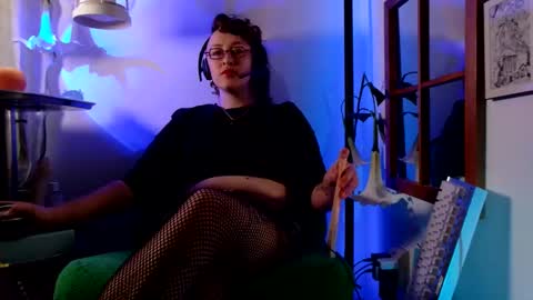 Mx. Anouk Divine online show from 06.01.26