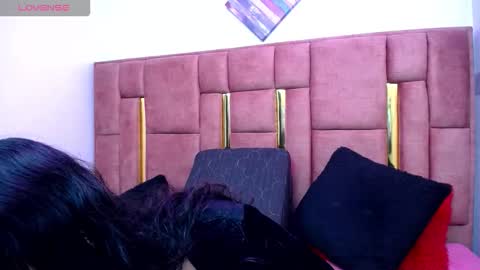 Snapshot of mxlvixje chatting on 10.16.25 SOFIA online show from 10.16.25