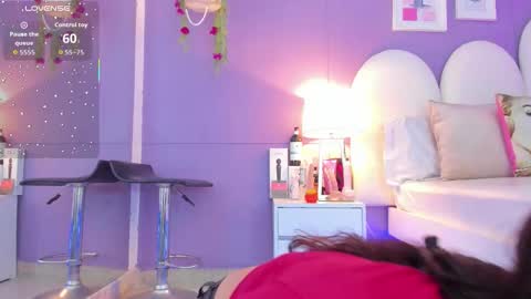 Snapshot of my_aleja_ chatting on 11.16.25 my_aleja_ online show from 11.16.25