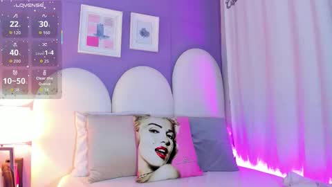 Snapshot of my_aleja_ chatting on 11.22.25 my_aleja_ online show from 11.22.25