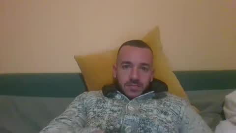 seansyee1993 online show from 12.22.25