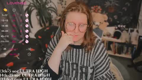 Snapshot of myanotherday chatting on 09.08.25 Kate online show from 09.08.25