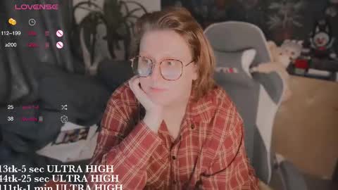 Snapshot of myanotherday chatting on 12.04.25 Kate online show from 12.04.25