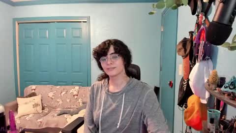 Snapshot of myceliummouse chatting on 04.15.26 Grace online show from 04.15.26