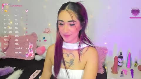 Snapshot of myeong_ chatting on 10.23.25 online show from 10.23.25