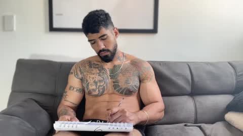 Myke esthetic online show from 12.07.24