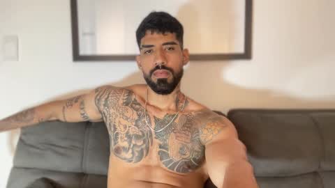 Myke esthetic online show from 12.08.24