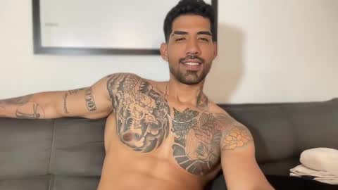 Myke esthetic online show from 01.28.25