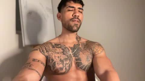 Myke esthetic online show from 02.02.25