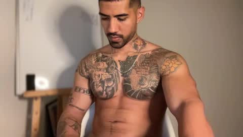 Myke esthetic online show from 02.09.25