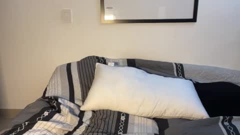 Myke esthetic online show from 09.13.25