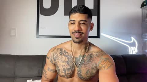 Myke esthetic online show from 09.20.25