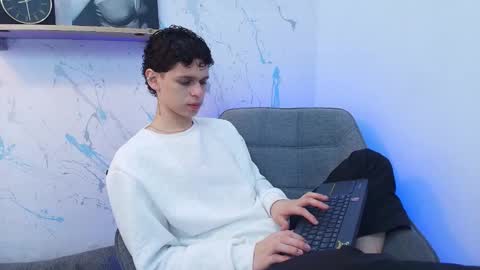 Mykel   online show from 11.05.25