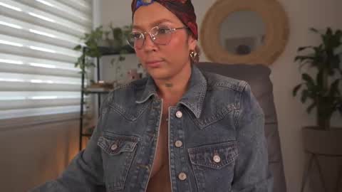 Snapshot of mykinkybunny chatting on 01.12.26 jacke BUNNY online show from 01.12.26