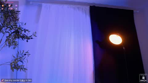 Liss Next stream December1 online show from 03.06.25