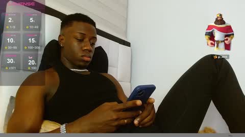 Snapshot of mylowallacee chatting on 12.24.24 Mylo Wallace online show from 12.24.24