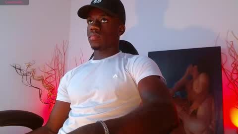 Snapshot of mylowallacee chatting on 02.10.25 Mylo Wallace online show from 02.10.25