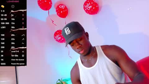 Snapshot of mylowallacee chatting on 02.26.25 Mylo Wallace online show from 02.26.25