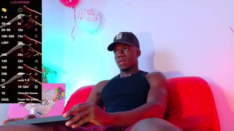 Snapshot of mylowallacee chatting on 03.03.25 Mylo Wallace online show from 03.03.25