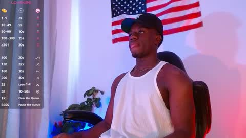 Snapshot of mylowallacee chatting on 10.16.25 Mylo Wallace online show from 10.16.25