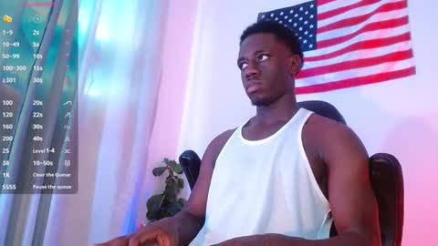 Snapshot of mylowallacee chatting on 11.11.25 Mylo Wallace online show from 11.11.25