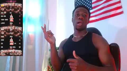 Snapshot of mylowallacee chatting on 11.17.25 Mylo Wallace online show from 11.17.25