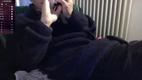 Bi sexy guy lovense hush is on private is open or password show tip if you like. online show from 01.03.25