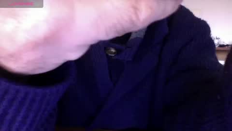 Bi sexy guy lovense hush is on private is open or password show tip if you like. online show from 01.19.25