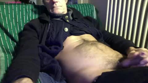 Bi sexy guy lovense hush is on private is open or password show tip if you like. online show from 03.20.26
