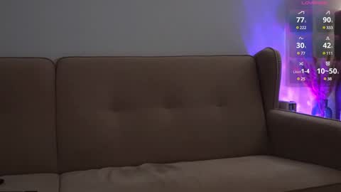 Snapshot of mysterious_ariel_ chatting on 12.20.24 Ariel online show from 12.20.24