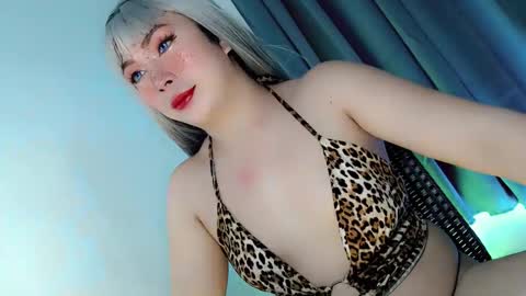 Snapshot of mysterious_kim chatting on 12.03.25 kimmy online show from 12.03.25