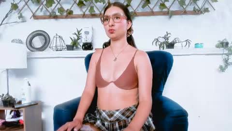 Mystery couple online show from 05.12.26
