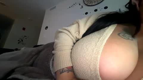 Snapshot of mysterygirl6919 chatting on 12.07.24 Mystery online show from 12.07.24